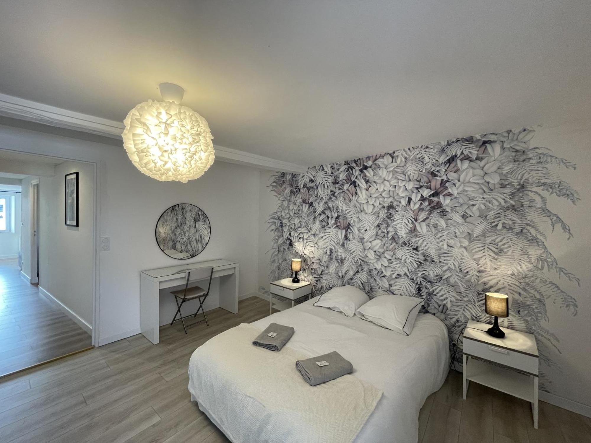 L'Authentique Apartment Шабли Екстериор снимка
