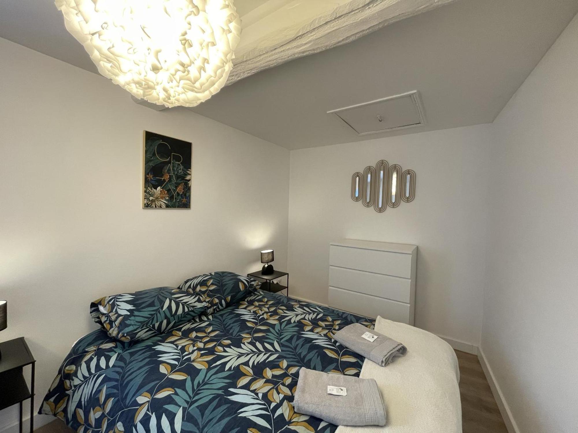 L'Authentique Apartment Шабли Екстериор снимка