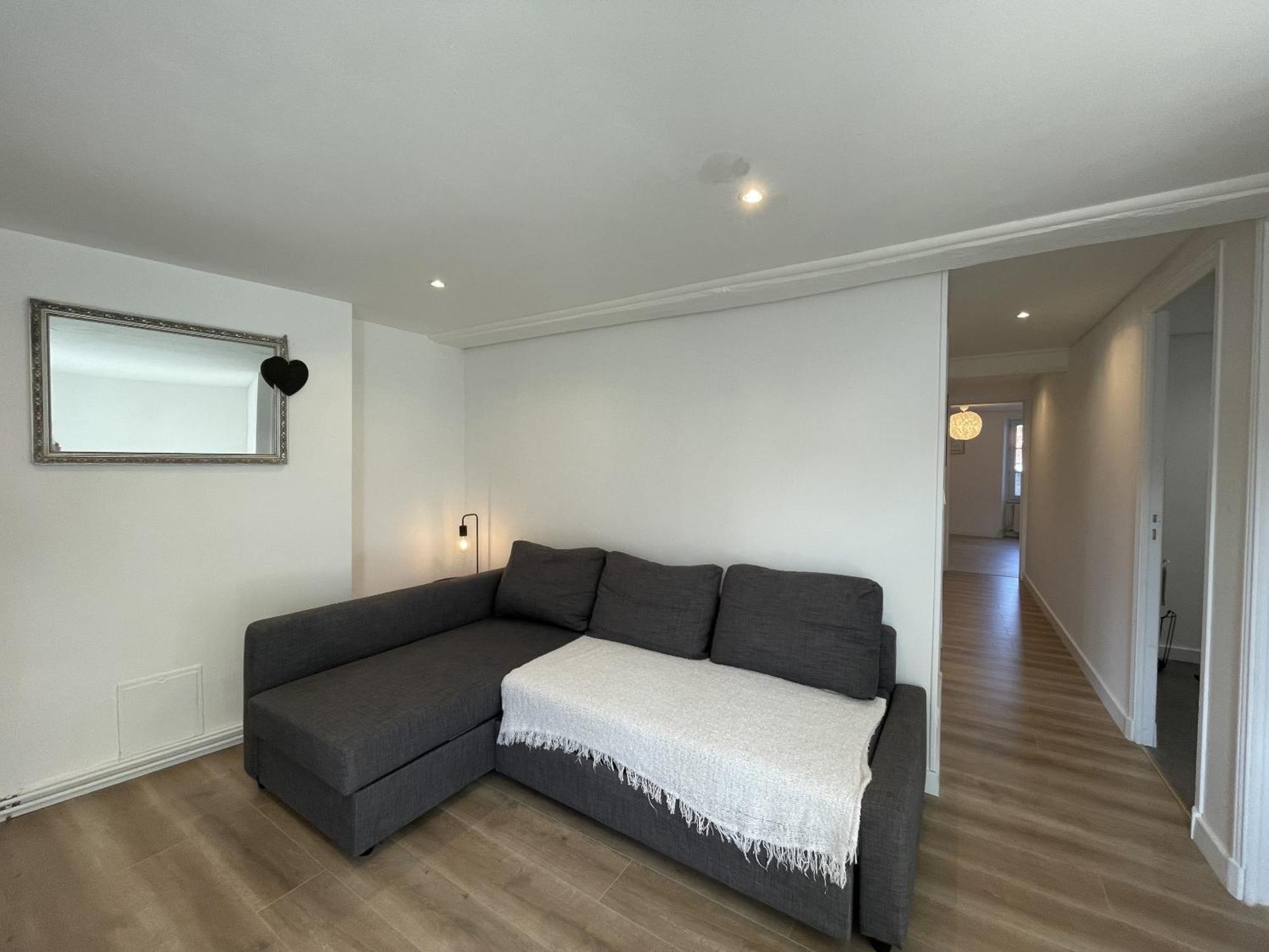 L'Authentique Apartment Шабли Екстериор снимка